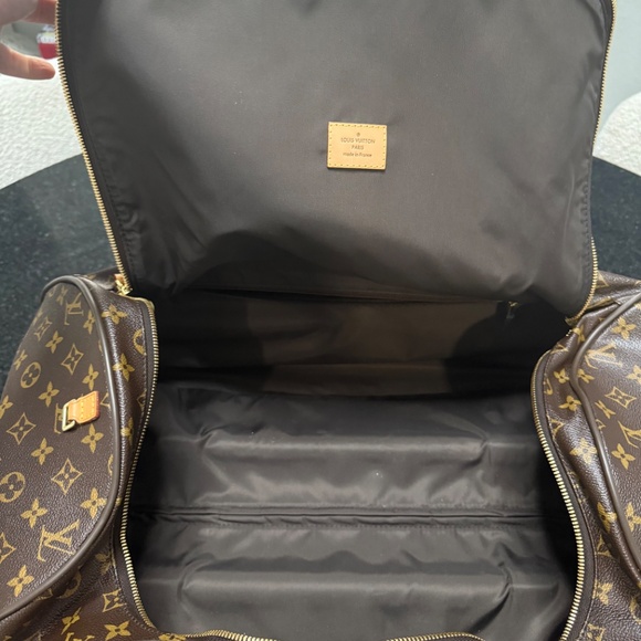 Authentic Louis Vuitton Luggage Set – 3 Pieces – $3,500 (All Included) - Picture 7 of 10